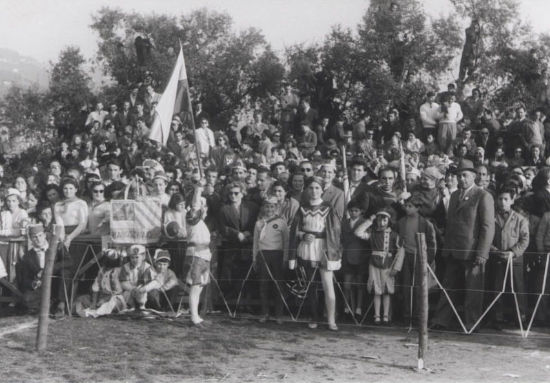 Anno 1957 Pubblico Via Catene