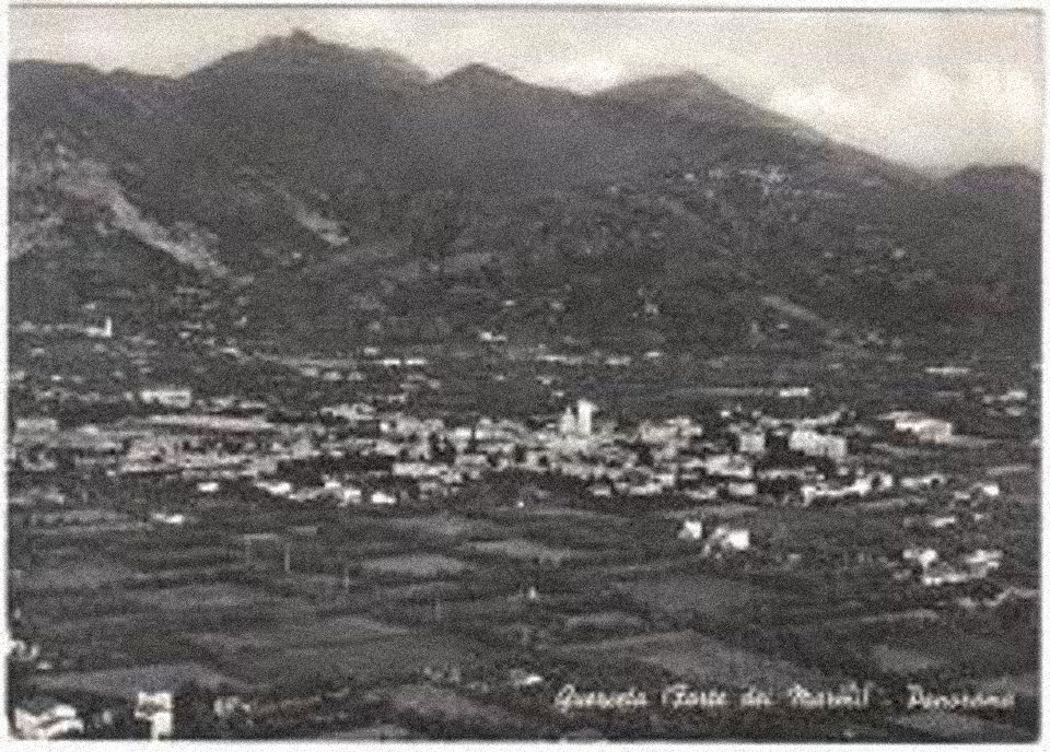 (veduta aerea del paese - anni '30)
